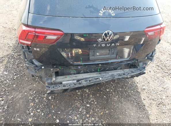 3VVCB7AX6NM014051 2022 VOLKSWAGEN TIGUAN Black Widok z przodu