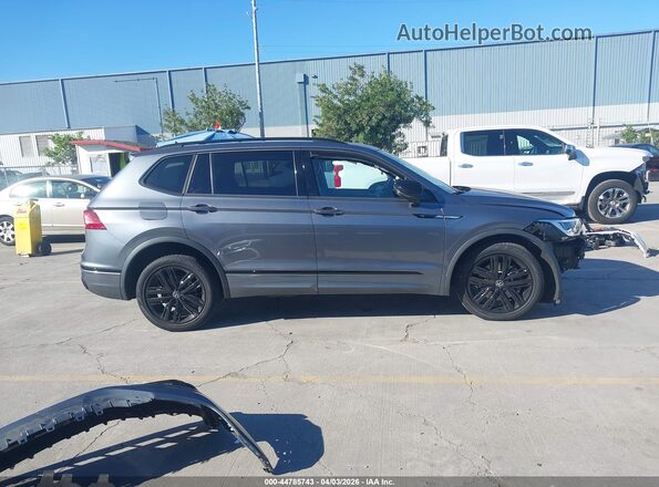 3VVCB7AX6NM093902 2022 VOLKSWAGEN TIGUAN Gray 