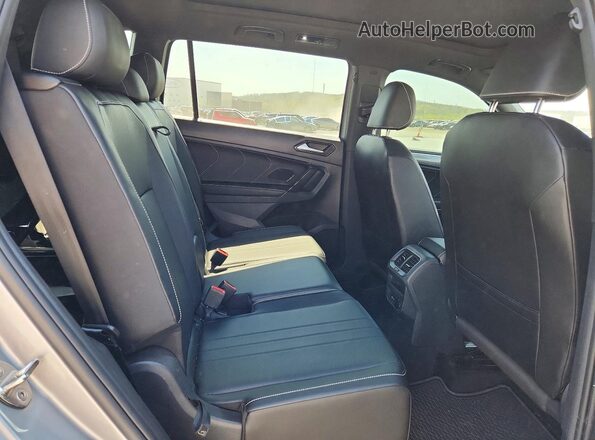 3VVCB7AX8PM124070 2023 VOLKSWAGEN TIGUAN Silver Rear seats view