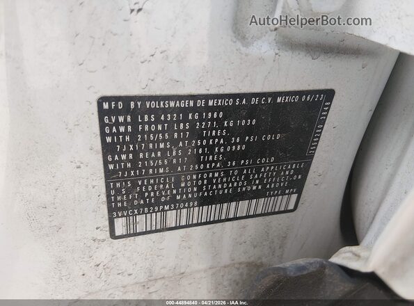 3VVCX7B29PM370498 2023 VOLKSWAGEN TAOS White Շարժիչի բաժամունքի տեսք