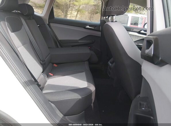3VVCX7B29PM370498 2023 VOLKSWAGEN TAOS White VIN կոդի պիտակի տեսք