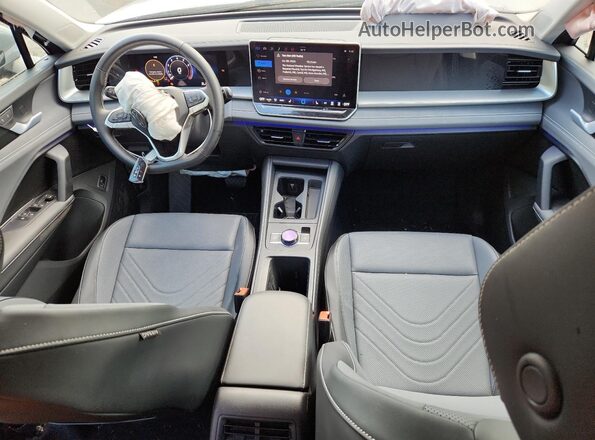 3VVER7RM8TM010479 2026 VOLKSWAGEN TIGUAN Серебряный 