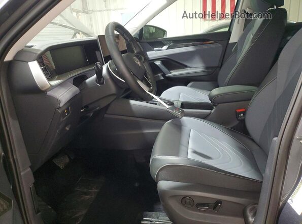 3VVER7RM8TM042865 2026 VOLKSWAGEN TIGUAN Gray 