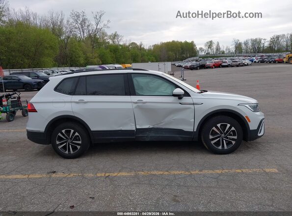3VVFB7AX3RM031327 2024 VOLKSWAGEN TIGUAN White Vista interior trasera