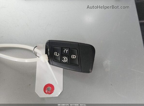 3VVMB7AX3RM135145 2024 VOLKSWAGEN TIGUAN Blue Widok deski rozdzielczej