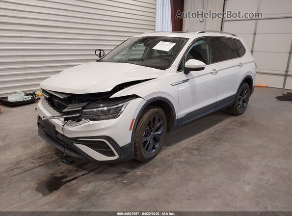 3VVMB7AX4PM130789 2023 VOLKSWAGEN TIGUAN White Przód lewy