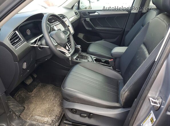 3VVMB7AX7RM175681 2024 VOLKSWAGEN TIGUAN Silver წინა სალონის ხედი