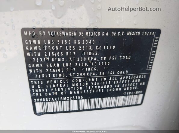 3VVRB7AX1RM225755 2024 VOLKSWAGEN TIGUAN White Vista del compartimento del motor