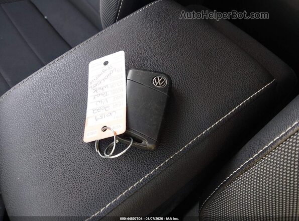 3VVRX7B29NM008128 2022 VOLKSWAGEN TAOS White Вид панелі приладів