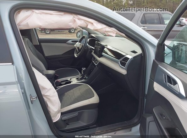 3VVSC7B24SM062946 2025 VOLKSWAGEN TAOS Light Blue Widok wnętrza z przodu