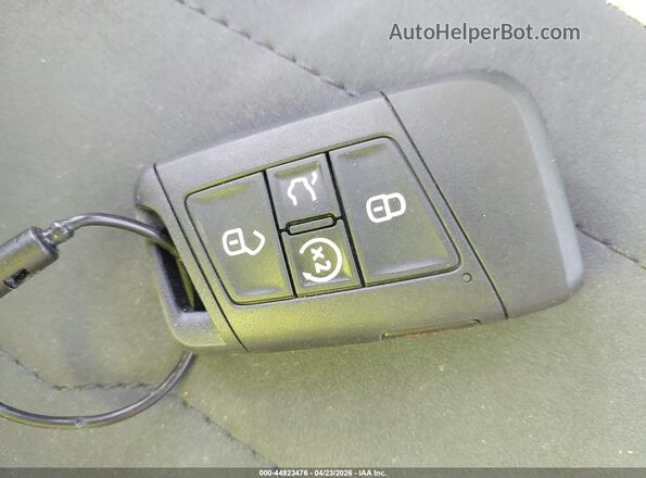 3VVSC7B25TM037846 2026 VOLKSWAGEN TAOS Черный Вид панели приборов