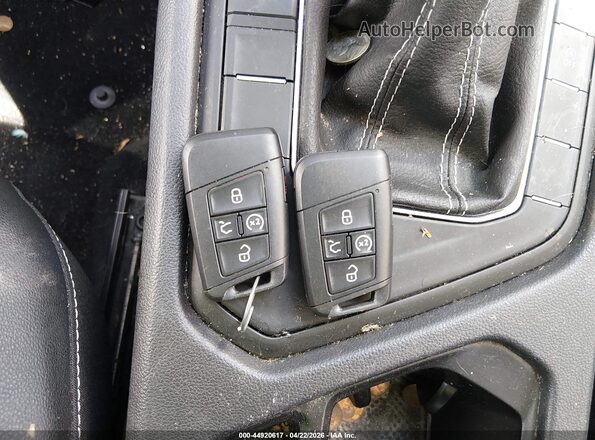 3VVTX7B25NM090249 2022 VOLKSWAGEN TAOS Gray Widok deski rozdzielczej