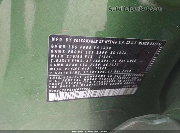 3VVVC7B23SM076303 2025 VOLKSWAGEN TAOS Green Вид підкапотного простору