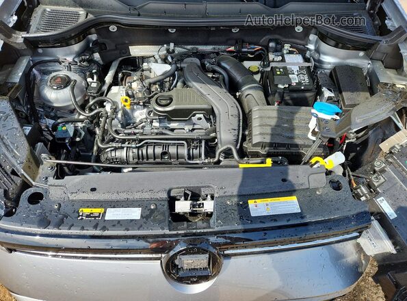 3VVVC7B24TM000574 2026 VOLKSWAGEN TAOS Silver Vista del compartimento del motor
