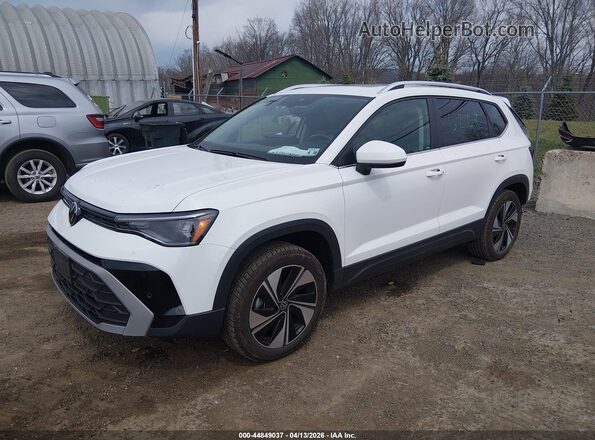 3VVVC7B25SM030276 2025 VOLKSWAGEN TAOS Белый Передняя левая четверть