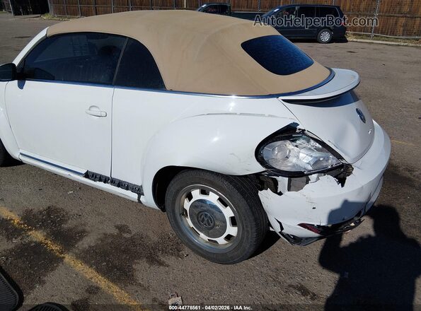 3VW5DAAT4JM503924 2018 VOLKSWAGEN BEETLE White 