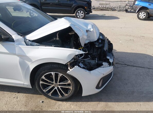3VWAM7BU0RM093899 2024 VOLKSWAGEN JETTA White Vista frontal