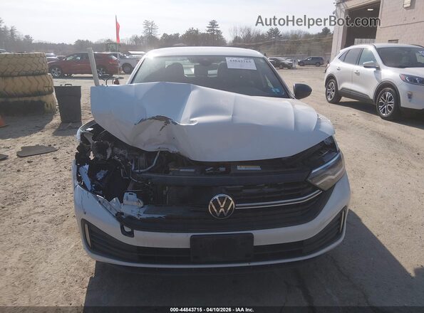 3VWAM7BU0RM093899 2024 VOLKSWAGEN JETTA White Vista del salpicadero