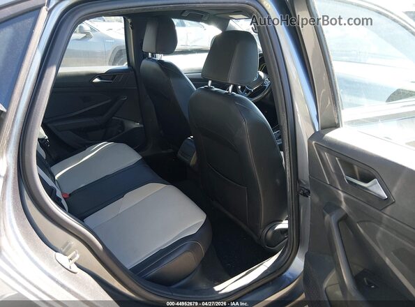 3VWC57BU1KM257933 2019 VOLKSWAGEN JETTA Gray 