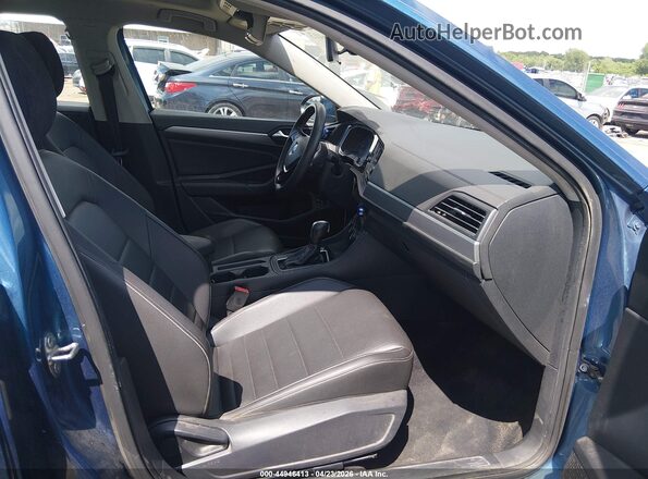 3VWC57BU6MM004450 2021 VOLKSWAGEN JETTA Blue Vista interior delantera