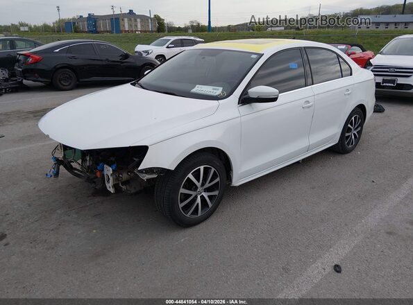 3VWDB7AJ4HM201255 2017 VOLKSWAGEN JETTA White Vista tres cuartos delantera izquierda