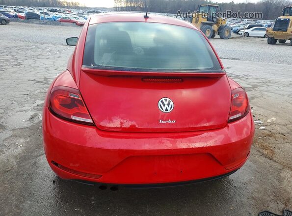 3VWF17ATXHM611264 2017 VOLKSWAGEN BEETLE Красный Вид сзади
