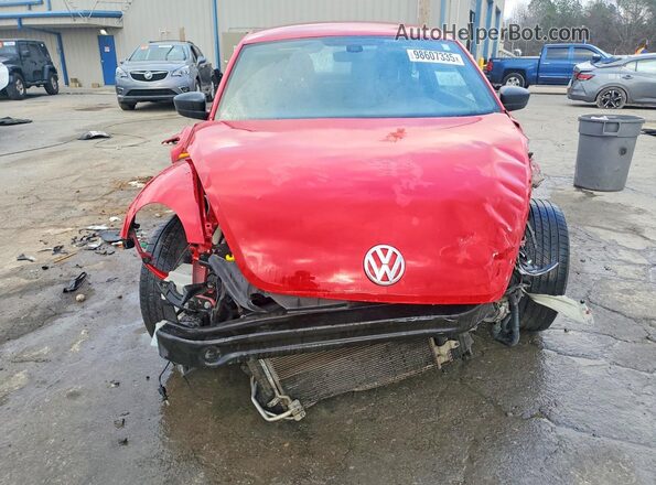 3VWF17ATXHM611264 2017 VOLKSWAGEN BEETLE Красный Вид спереди
