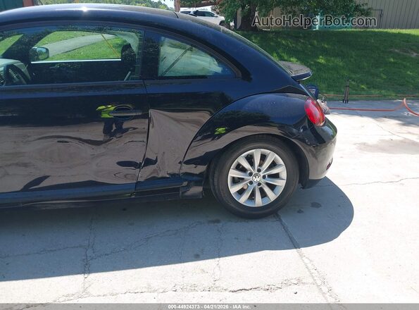 3VWFD7AT1JM721150 2018 VOLKSWAGEN BEETLE Черный Вид спереди