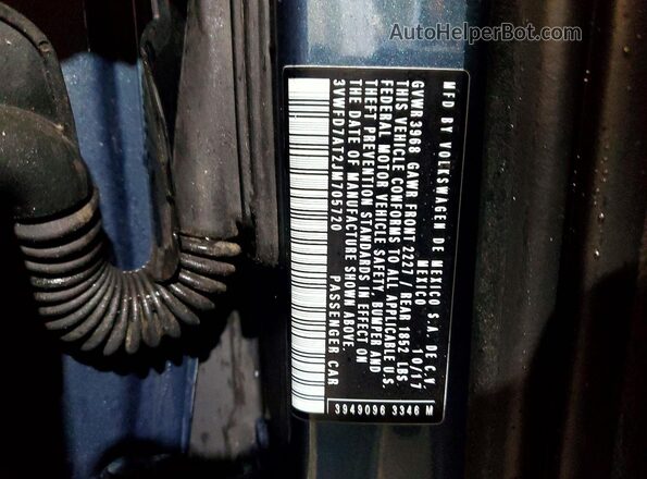 3VWFD7AT2JM705720 2018 VOLKSWAGEN BEETLE Blue Widok komory silnika