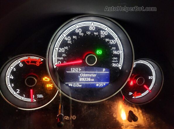 3VWFD7ATXJM706002 2018 VOLKSWAGEN BEETLE Black Instrument cluster view