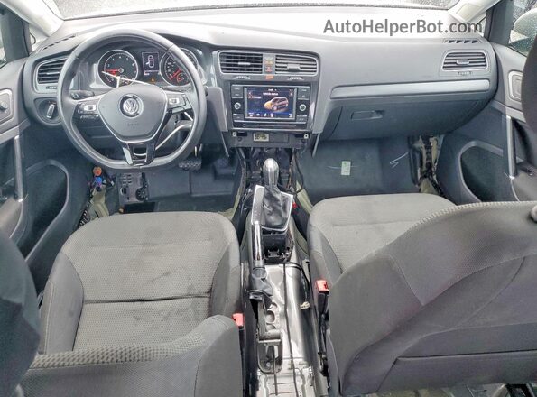 3VWG17AU6JM293100 2018 VOLKSWAGEN GOLF Silver Dashboard view