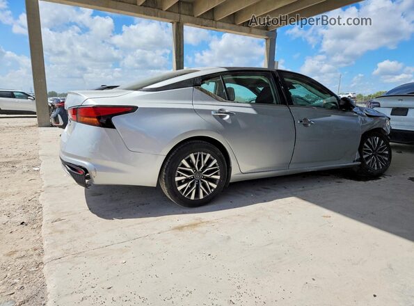 1N4BL4DV7SN351027 2025 NISSAN ALTIMA Silver Rear right