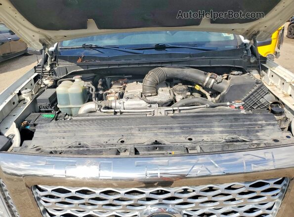 1N6BA1F28HN553155 2017 NISSAN TITAN White Engine compartment view