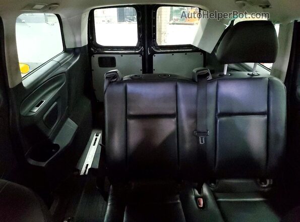 WD4PG2EEXJ3403600 2018 MERCEDES-BENZ METRIS Black Widok wnętrza z tyłu