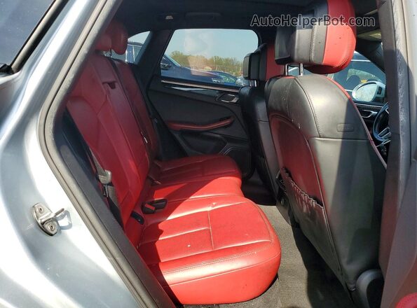 WP1AA2A50JLB12030 2018 PORSCHE MACAN Silver 