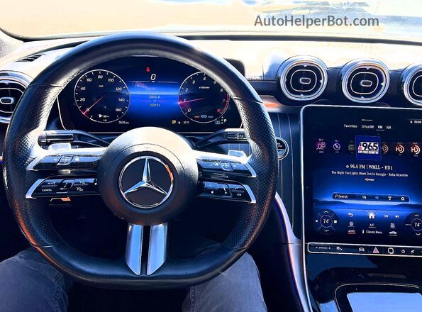 W1KAF4HB3NR009395 2022 MERCEDES-BENZ C Серебряный Вид панели приборов