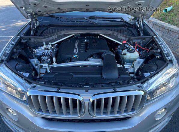 5UXKR0C57H0V66589 2017 BMW X5 Silver 