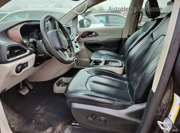 2C4RC1DG7MR525936 2021 CHRYSLER VOYAGER Gray წინა პანელის ხედი