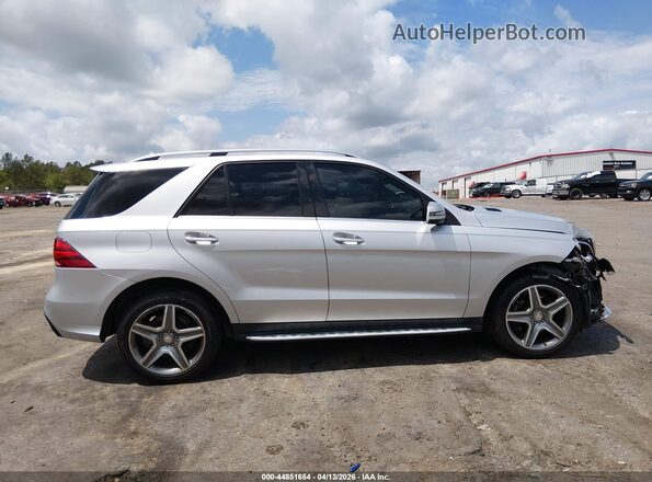 4JGDA5JB7GA736106 2016 MERCEDES-BENZ GLE 350 Silver 360 interior view