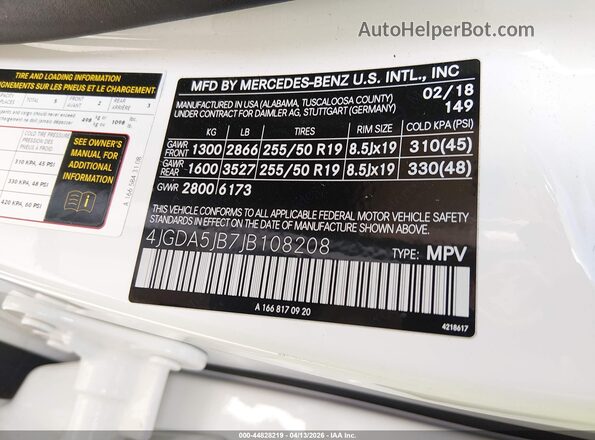 4JGDA5JB7JB108208 2018 MERCEDES-BENZ GLE 350 White Engine compartment view
