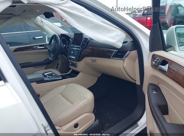 4JGDF6EE0JB072244 2018 MERCEDES-BENZ GLS 450 White Front interior view