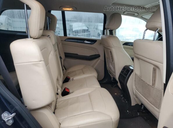4JGDF6EE1JB049944 2018 MERCEDES-BENZ GLS Black Widok wnętrza z tyłu