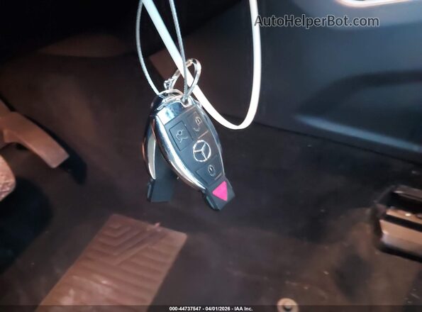 4JGDF6EE1JB112444 2018 MERCEDES-BENZ GLS 450 Gray Առջևի վահանակի տեսք