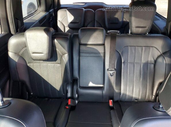 4JGDF6EE4HA810255 2017 MERCEDES-BENZ GLS Silver Вид задніх сидінь
