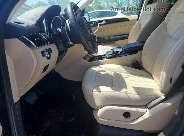 4JGDF6EE5HA819885 2017 MERCEDES-BENZ GLS Black Вид салону спереду