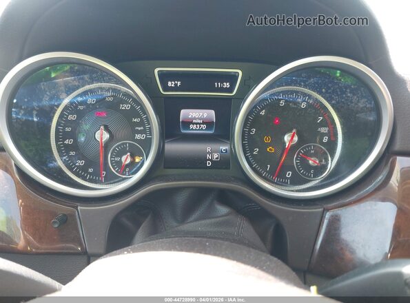 4JGDF6EE7HA888111 2017 MERCEDES-BENZ GLS 450 White Widok tylnych siedzeń