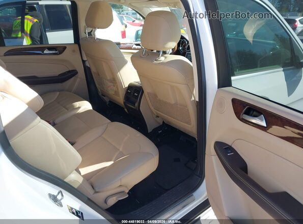 4JGDF6EE9JB156773 2018 MERCEDES-BENZ GLS 450 White Вид наклейки з VIN-кодом