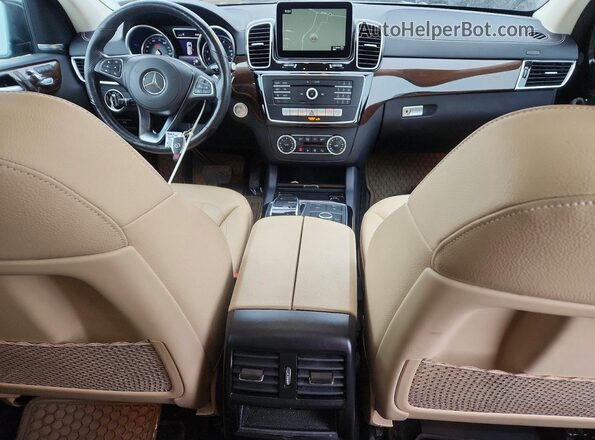 4JGDF6EE9KB226807 2019 MERCEDES-BENZ GLS Black Widok deski rozdzielczej