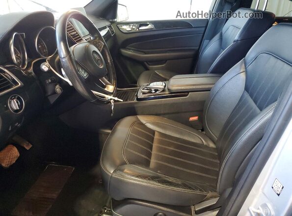 4JGDF6EEXHA900574 2017 MERCEDES-BENZ GLS Silver Front interior view