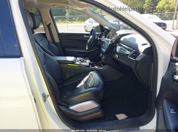4JGDF7DEXJB106181 2018 MERCEDES-BENZ GLS 550 Белый Вид салона спереди